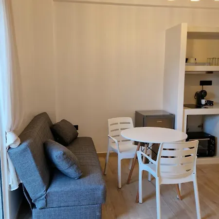 Alya Calm Cycladic Aesthetic * باروس