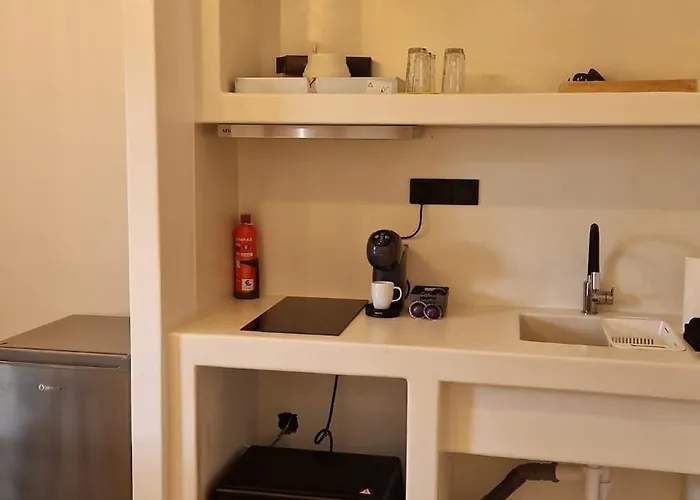 Alya Calm Cycladic Aesthetic Apartman Párosz